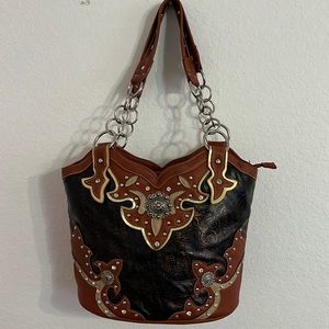 Cowgirl Trendy Decorative Vegan Leather Shoulder Bag w/Conceal Carry Pocket